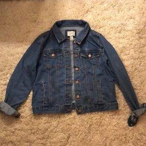 Cropped denim jacket from Forever 21